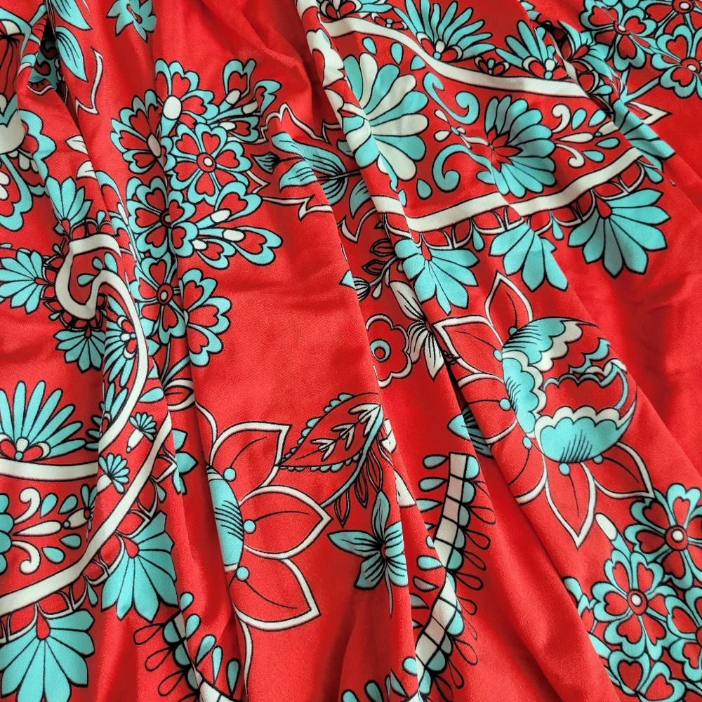 Lularoe Madison skirt NWT - Picture 2 of 3
